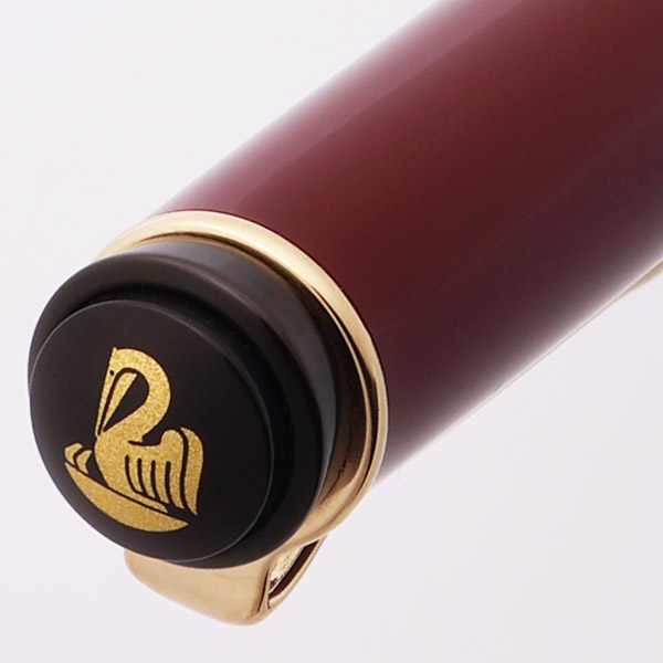 Pelikan　旧M250　バーガンディ　B-nib Pelikan M250 Fountain Pen (1997-2005) - Burgundy w Gold Trim